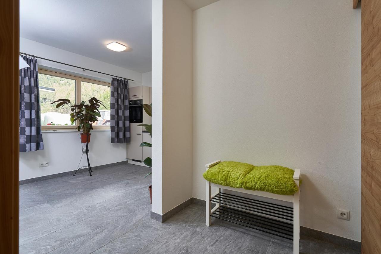 Arche Oetztal Apartment อุมเฮาเซิน ภายนอก รูปภาพ